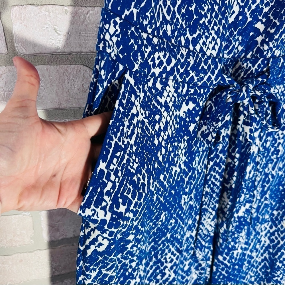 Diane Von Furstenberg Ani Blue and White Print Strapless Jumpsuit Size S - Picture 9 of 14